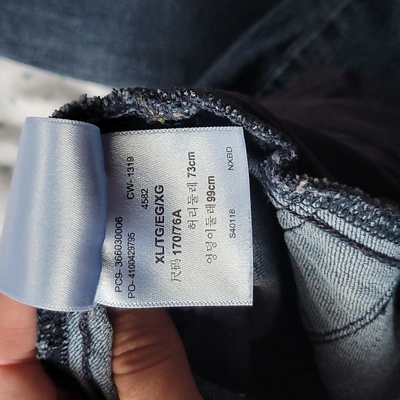 Levi's Maternity Jeggings - Picture 5 of 6